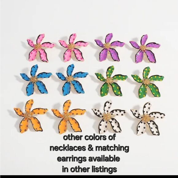 New ZARA tropical flower stud earrings - Picture 12 of 12